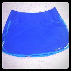 Brooks Infiniti running skort